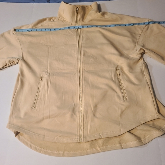 Elegant Cream Utility Jacket for Women - Picture 5 of 10